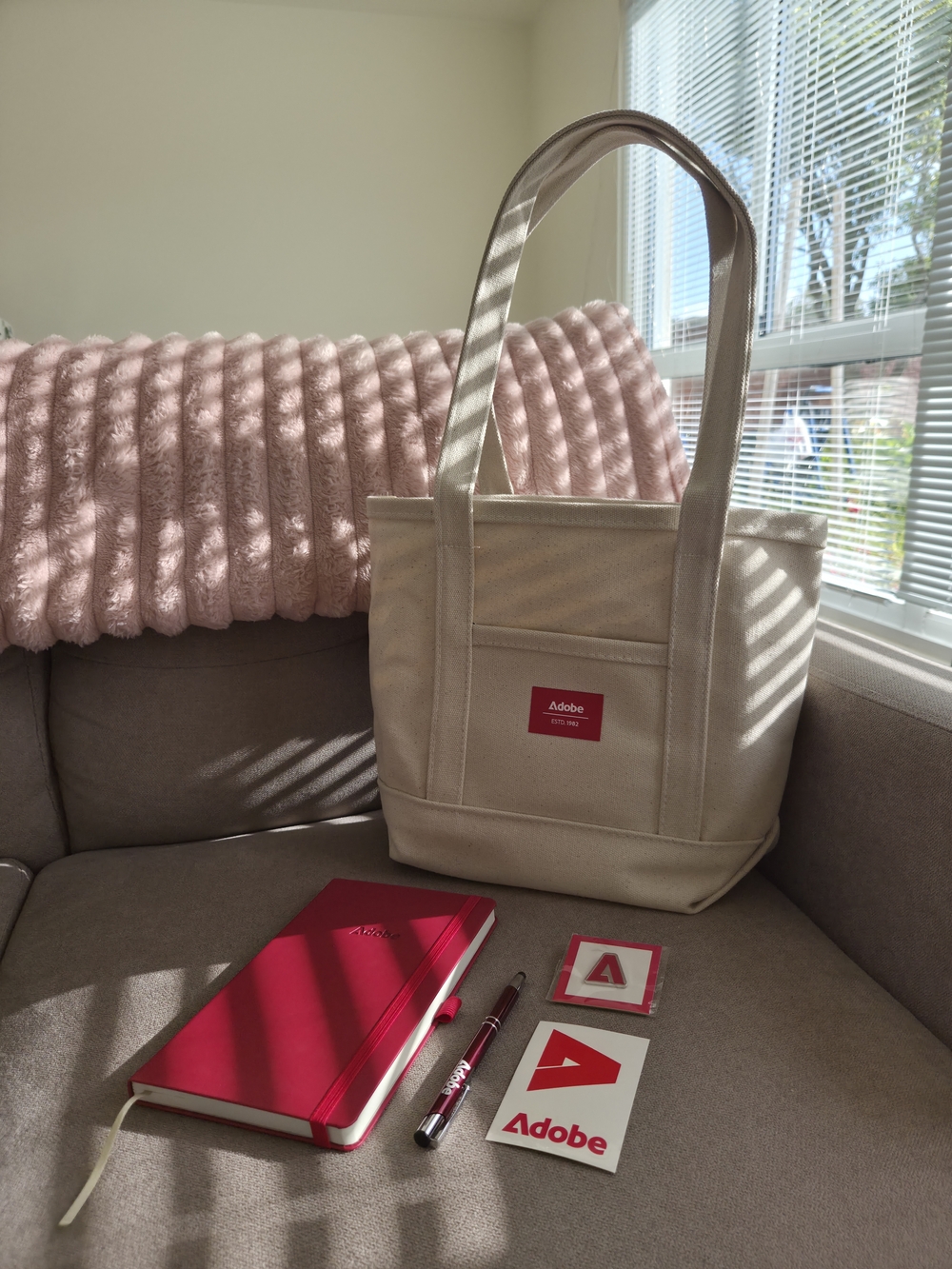 Limited Edition ADOBE Gadget Boundle: Tote Bag, Pen, Pin, Notebook and Sticker